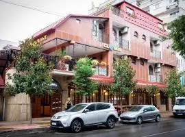Globus Hotel