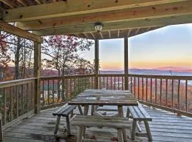 Hot Tub and Mtn Views Scenic Cabin in Gatlinburg!