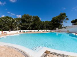 Disfruta del Paraiso, hotel dicht bij: Golf Son Parc Menorca, Son Parc