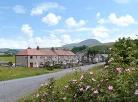 4 Helwith Bridge Cottages