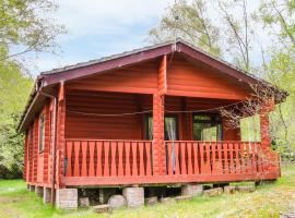 Otter Lodge, cabin in Strathpeffer