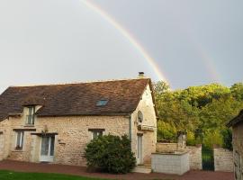 Gite du Prieure, porodični hotel u gradu Vaux-sur-Vienne