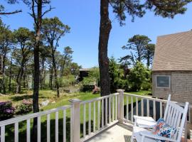 Blackfish Bungalow, bungalow en Wellfleet