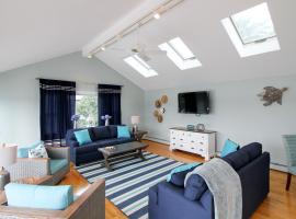 Island Bay Bungalow, бунгало в Истхам