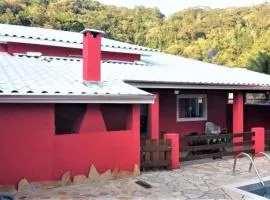 CASA 5Quartos-4 quartos com Ar Condicionado- 2 suítes-Condominio Verde Mar -Piscina -Próx Praia da COCANHA !!! Próx à divisa com UBATUBA !!!