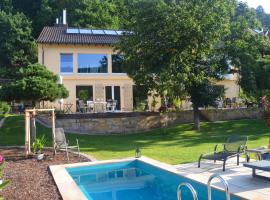 Annettes Pfalz, hotel with pools in Hinterweidenthal