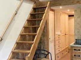 Oree Studio Mezzanine