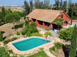 FINCA RURAL SANTA, landsted i Moguer