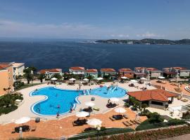 Family Apartment & Outside Pool, accessible hotel in Savudrija