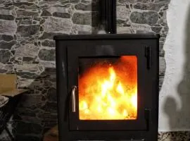 Ca la Nena Morena - Refugio cálido con chimenea y vistas al Montseny