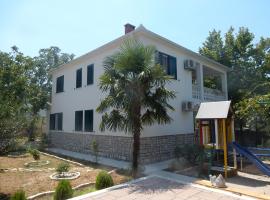 Villa Tea T，位于比奥格勒·纳·莫鲁的酒店