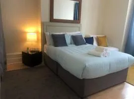 Marcela's Place - Private Studio near Heathrow