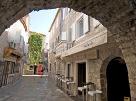 Hotel Astoria, boutique hotel in Budva