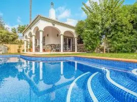 Amazing Home In Vlez Mlaga With 3 Bedrooms, Outdoor Swimming Pool And Swimming Pool