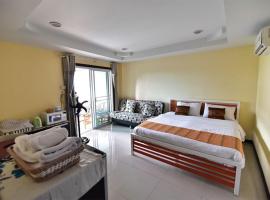 Joy House Jomtien Beach, hotel en Jomtien