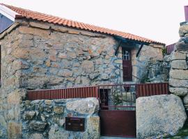 Casa João Rodas, hotel in Soajo