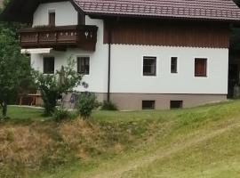Ferienhaus Sonnenseite, vacation rental in Weisspriach