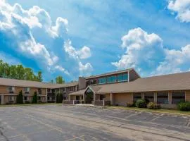 AmericInn by Wyndham Hartford WI