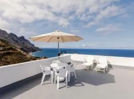 Anaga Ocean Views (B): Mountain and Beach Retreat