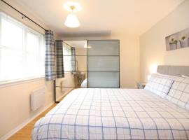 Edinburgh Palace Apartment