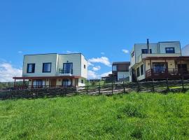 CASAS Y CABAÑAS CUMBRES DEL SOL, villa in Castro