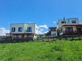 CASAS Y CABAÑAS CUMBRES DEL SOL
