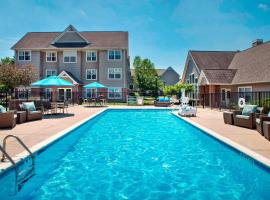 Sonesta ES Suites Allentown Bethlehem Airport, hotel near Lehigh Valley International Airport - ABE, 