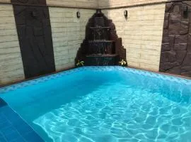 Casa com piscina em Balneário Camboriú