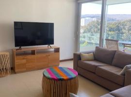 Condominio Papudo Laguna, Piscina, Laguna y Acceso Playa: Papudo'da bir otel