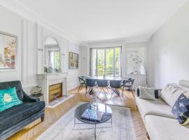 New&Spacious flat with private garden, hotel en Saint-Mandé