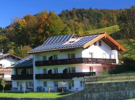 Haus Heimattreu, hotel u gradu Šenau am Kenigze