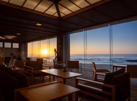 Ikkyu -Seaside Hotel-, khách sạn ở Tsuruoka
