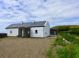 Russells Cottage, vacation home in Doolin