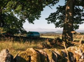 Further Space at Cardross Estate Luxury Glamping Pods, Stirling, Scotland, campeggio a Stirling