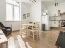 Appartement moderne, propre, WIFI, siège massant, lejlighed i Roncq