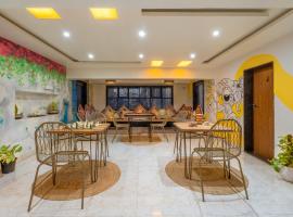 COLIWO UN - CoLive and CoWork, hotel in Pune