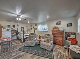 Pet-Friendly Libby Cottage with Mountain Views!