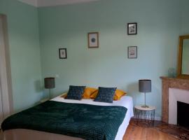 La Maison Molières, hotel v destinaci Montauban