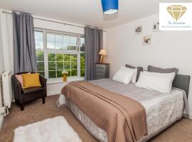 2 Bed Apartment-5 Guests - Business-Relocation-Parking - The Brighton Short Stay & serviced Apartments, leilighet i Brighton& Hove