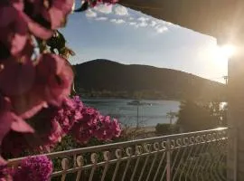 Three-Bedroom Apartment in Vinisce I