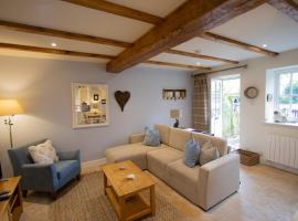 Buckthorn Cottage, pet-friendly hotel in Chipping Campden