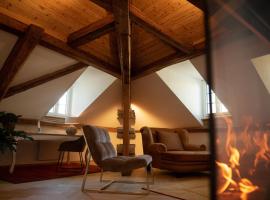 Moderne Altbauwohnung im Zentrum von Bern mit Wellness, Hotel in Bern