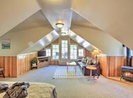 Owls Nest Studio with Hot Tub Hike Nearby!