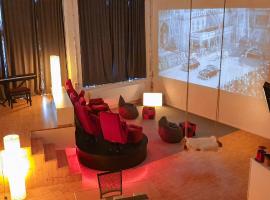 Loft with Home Cinema, vacation rental in Triesenberg
