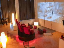 Loft with Home Cinema, családi szálloda Triesenbergben