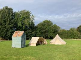 Tin and Canvas Glamping Pickering, Canvas Capers Bell Tent, luxury tent in Pickering