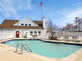 Suburban Studios, hotel em Fort Wayne