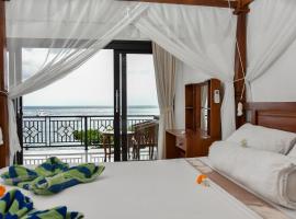 아메드에 위치한 호텔 Warung ombak homestay