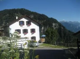 on a quiet location, beautiful, spacious holidayhouse, only for holidays, with a fantastic view, perfect for skiing, walking and hiking
