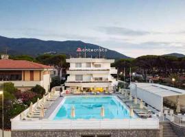 Hotel Montecristo, hotell i Marina di Campo